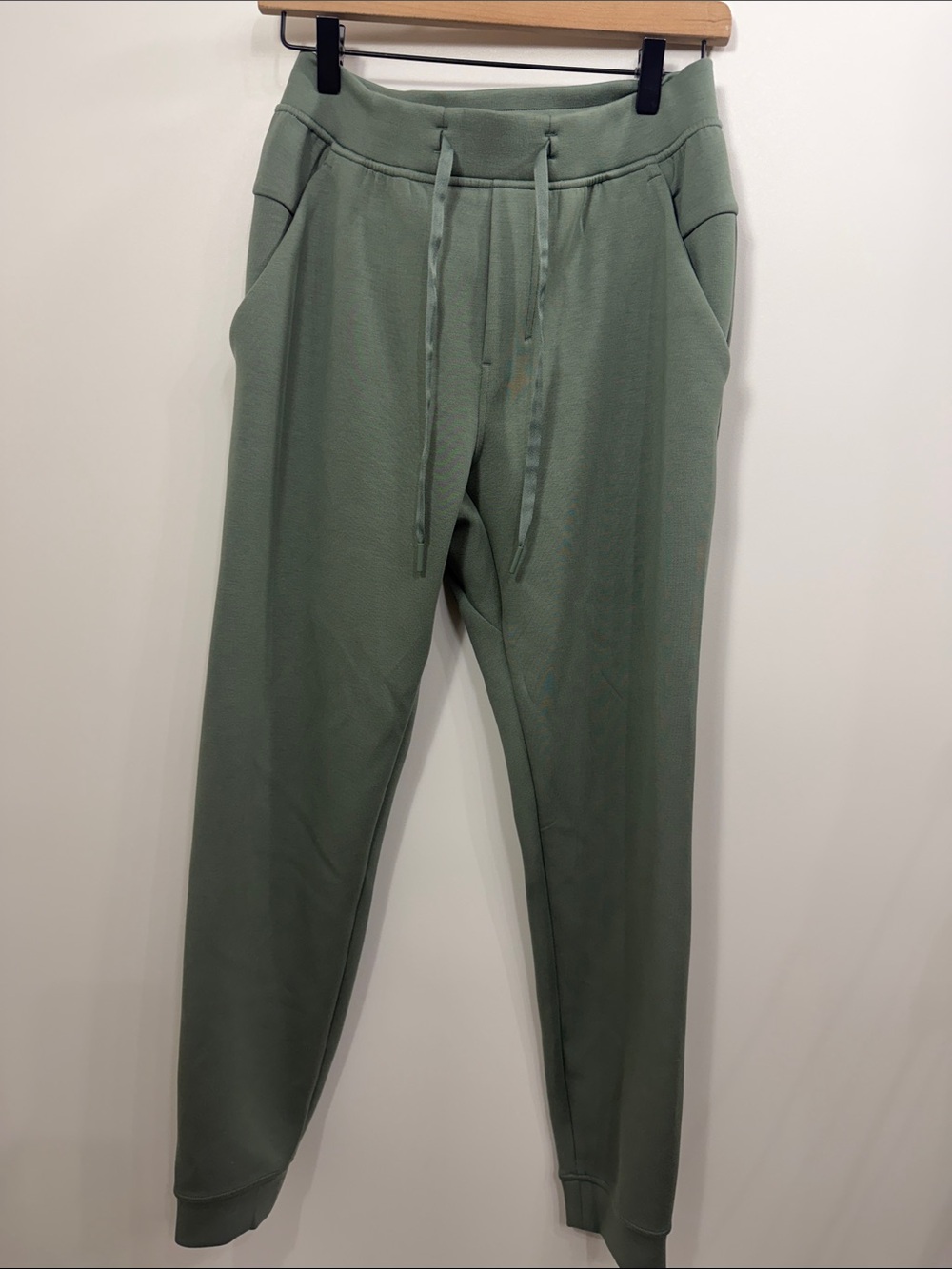 Lululemon Men’s Soft Jersey jogger green size small